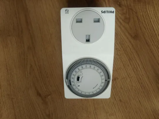 Таймер часу у розетку philips hr 5070 Ціна