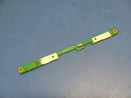 номер0002-33 Панель кнопок гучності 15BFT1-050106 для MEDION AKOYA S6212T оригінал З аукціону