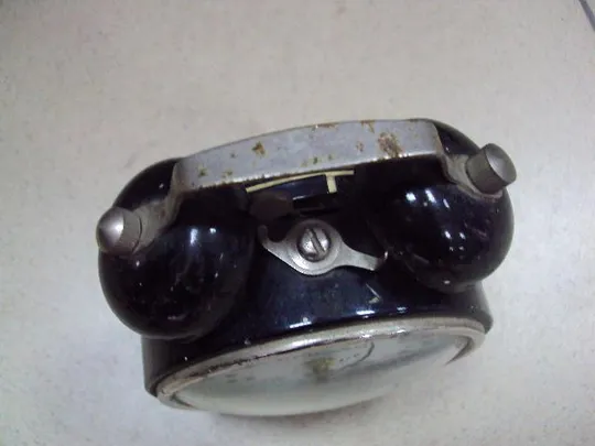 Настольные часы будильник Corsar 4 jewels Корсар 4 камня диаметр 8,8 см №11652 Де купити