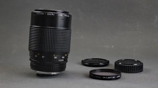 Об'єктив Pentax-A Rikenon P Macro 105mm/2.8 SMC Ф52мм для макросъемки 1:1 на полный кадр 24x36mm Вживане Де купити