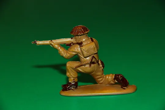 Купити БРИТАНЕЦЬ британський морпіх солдат 54мм MATCHBOX Великобританія