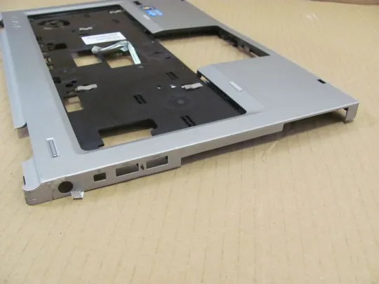 номер0109-4 Кришка панель палмрест 6070B0478701 642744-001 для HP ELITEBOOK 8470P 8460P Оригінал З аукціону