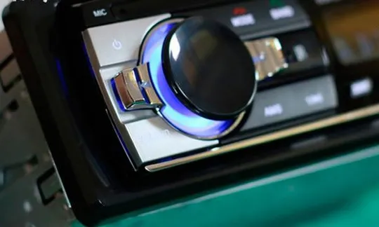 Купити Автомагнитола с чистым звуком с USB И BLUETOOTH, акустика в автомобиль