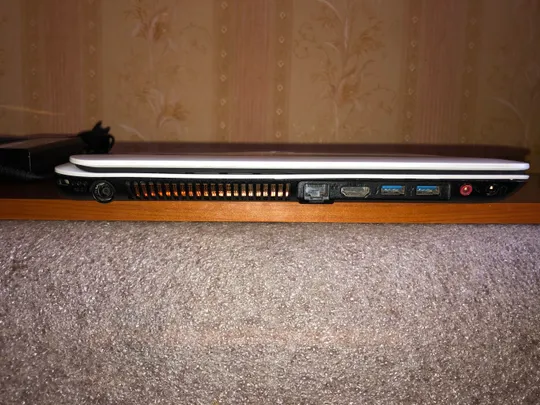 Ноутбук Sony SVF15 i3-3217U/6GB/SSD 120GB/InteHD+GF GT 740M Продаж