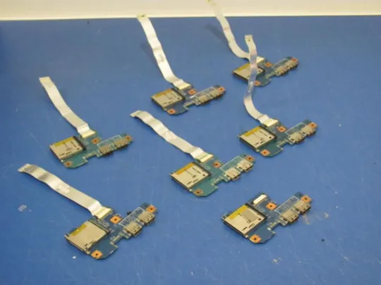 №134-6 USB роз'єм, картридер 48.4HP02.011 для PACKARD BELL MS2291 Aspire 7741 7741G 7551 оригінал Ціна