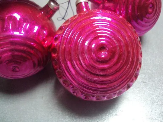 Елочная игрушка подвесная ссср шар рифленый контурный розочки шары рифленные стекло лот 3 шт №10145 Продаж