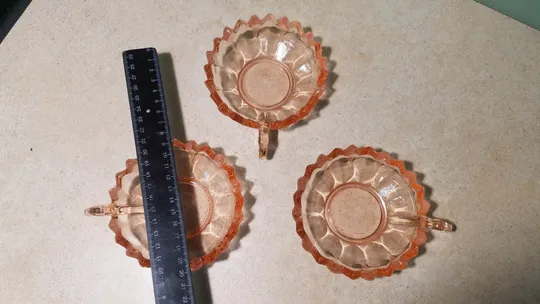 Креманки розетки піалки міні набор 3шт карамельне кольорове старе скло Вживане Характеристики