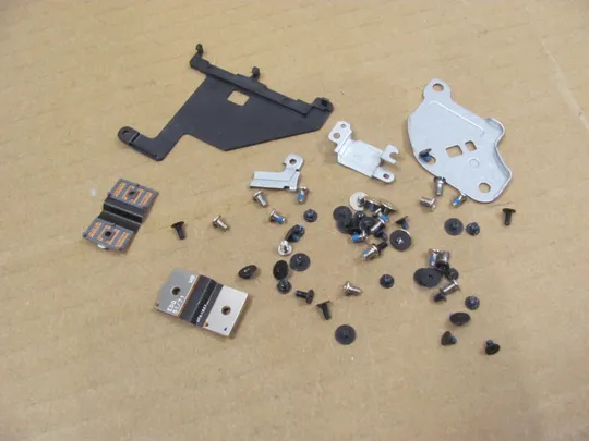 номер0777-39 комплектуюче кріплення гвинти для Dell Alienware M15 R2  оригінал Ціна