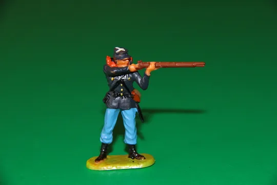 ПІХОТИНЕЦЬ ПІВНОЧІ США №9178 4  пехотинец ELASTOLIN 40мм ФРГ Ціна