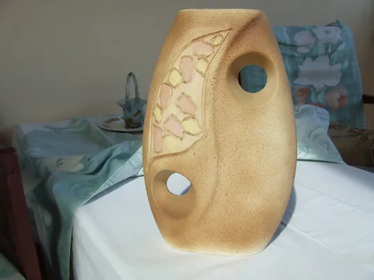 Фарфор Конь раз. 23 х25 см. Полонне. 1970 гг.  и  много  другого. Характеристики