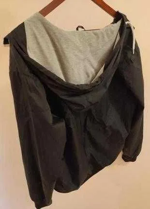 Якісна оригінальна курточка McKenzie. темно-синього кольору, L розмір, демісезон! З аукціону