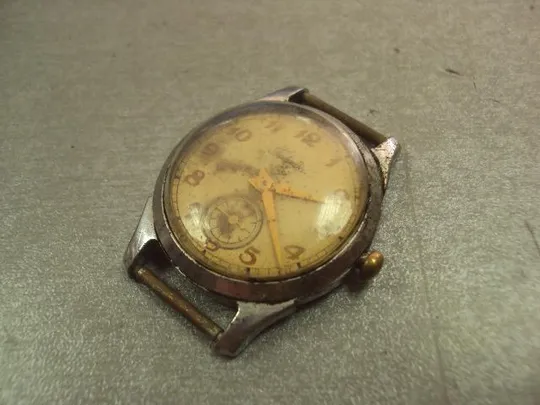 Купити часы наручные победа мчз №352