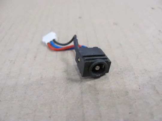 номер0223-35 роз'єм живлення, Роз'єм зарядки,Гніздо живлення,Штекера живлення,Зарядний порт,Роз'єм адаптера живлення,power connector для FUJITSU LIFEBOOK U772 U745 U904  оригінал Ціна