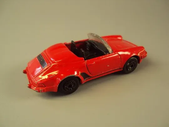 машинка porsche 911 speedster maisto Китай длина 7,4 см №10831 З аукціону
