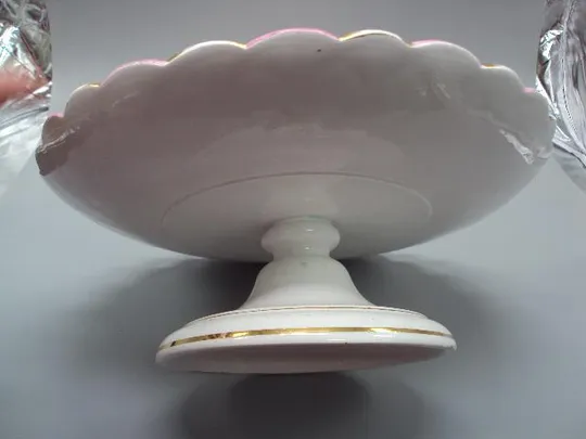 Фруктовница розовая фарфор М.С. Кузнецова Тверь тарелка на подставке размер 9,6 х 26,5 см №13348 Продаж