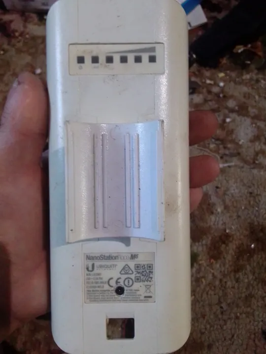 Купити як неробоча антена наностейшн.світиться індикація.блок продам дешевше або в мене в лотах