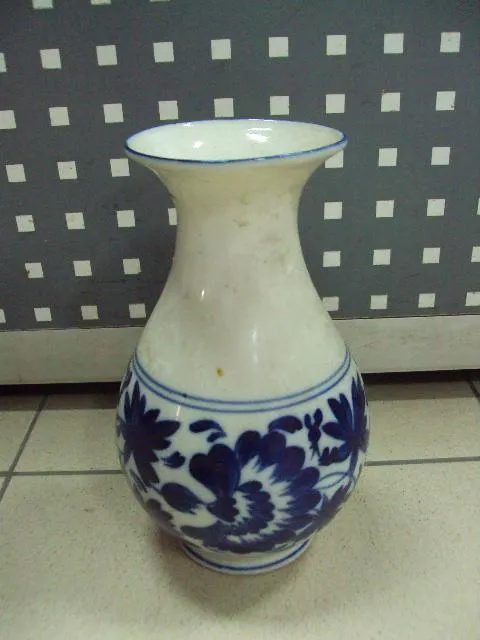 Ваза вазочка фарфор узор цветы роспись высота 20 см №10743 Інтернет-аукціон