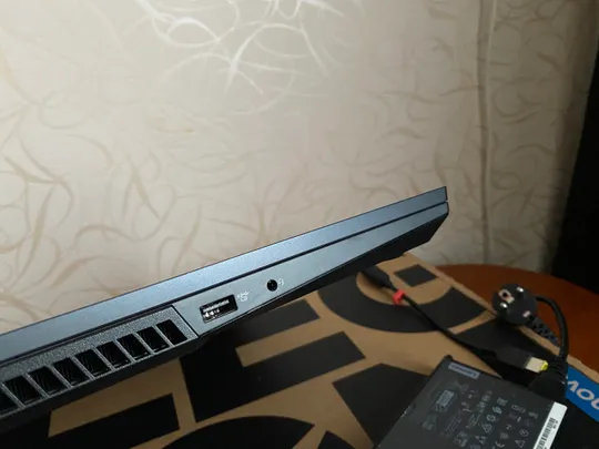 Lenovo Legion 5 ( 15.6" ips 120Гц, intel i7-10750H, Nvidia RTX 2060 6Gb, 32Гб DDR4 Kingston FURY, Wi-Fi 6, Bluetooth 5.0, Type-C, батарея 5 годин ) Торговий майданчик