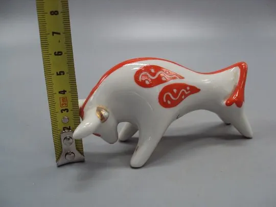 Купити Фигура фарфор статуэтка миниатюра Киев бык бычок высота 5 см, длина 11 см №13751