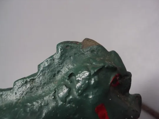 Игрушка фигурка динозавр с книгой колкий пластик высота 9,8 см лот 3 шт №9998 З аукціону