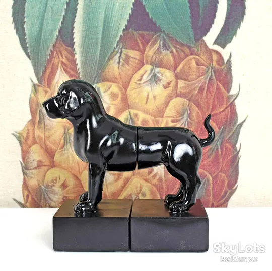 Дизайнерська підставка під книги Собака, Germany З аукціону