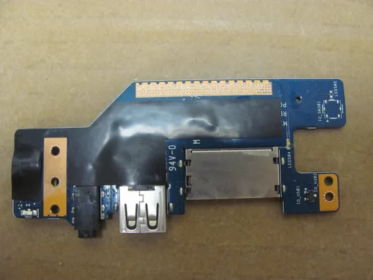 номер0946-25 плата USB AUDIO CARD 69N18DD20B01 для MEDION AKOYA E17201 S17402 P17603 оригінал З аукціону