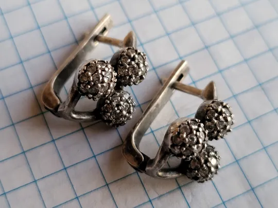 Серьги серебро 925, с камешками Ціна
