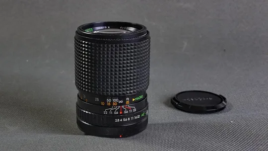 Телеоб'єктив AUTO Sears Macro MC 135mm/2,8 Ф52мм крепление байонета Canon FD Вживане Продаж
