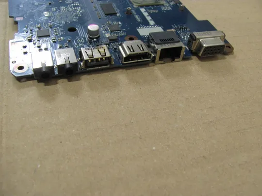 506-2 материнська плата LA-7201P для Toshiba Satellite C660 оригінал Характеристики