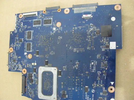 432-7 материнська плата VAW01 LA-9101P SR0XL  I5-3337U для  Dell Inspiron 15 3000  3521  5521 оригінал Інструкція