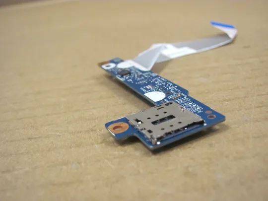 818-16 плата  Sim CARD READER 0C2K8N 0TPYHT  450.0KD07.0001  для Dell Latitude 3510 E3510  оригінал Продаж