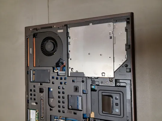 0836 Dell Precision M6800  core  I7 НІМЕЧЧИНА в Україні