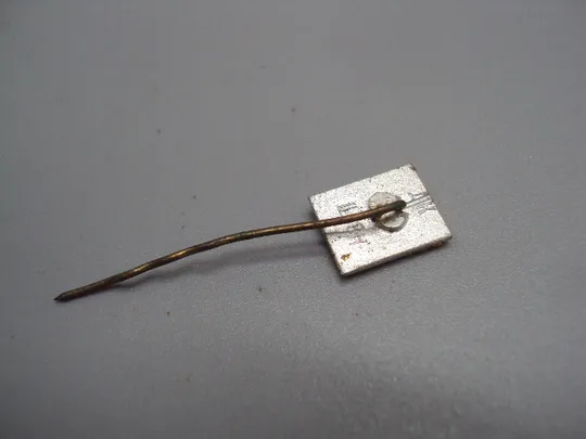 Знак Ленин в кепке 100 лет со дня рождения юбилей ссср портрет профиль игла фрачник №17588 З аукціону