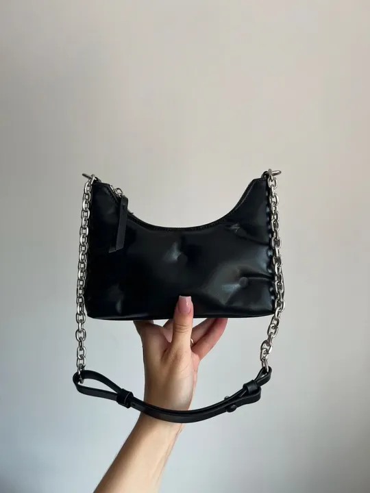 Сумка Maison Margiela Black Glam Slam Small Shoulder Bag 99476 Продаж