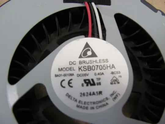 номер0176-10 Вентилятор (кулер, FAN) BA31-00105A для SAMSUNG NP300 NP300E5C NP300E5A оригінал З аукціону