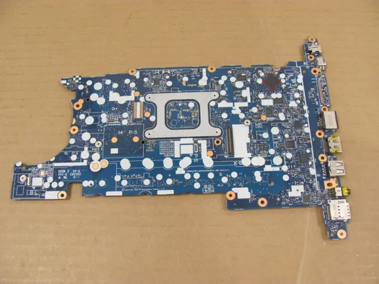 Купити 795-6 материнська плата L15518-601 I5-8350U 6050A2945601 для HP Elitebook 840 G5 G6 оригінал
