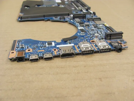 849-8 материнська плата SR2FU i7-6820HQ  APW50 LA-C381P для HP EliteBook ZBOOK 15 G3  оригінал Характеристики