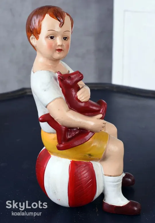 Дизайнерські вінтажні фігурки Дівчинка та хлопчик, Germany Де купити