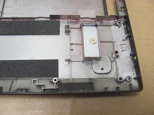 номер0941-8 Кришка дно піддон корпуса Нижний корпус (дно) для ноутбука Низ 460.08B0I.0002 5CB0M44667 для Lenovo V110-15IKB V110-15ISK оригінал З аукціону