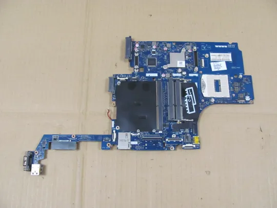 Купити 703-3 материнська плата 734304-601   для HP ZBOOK 15 G2 оригінал