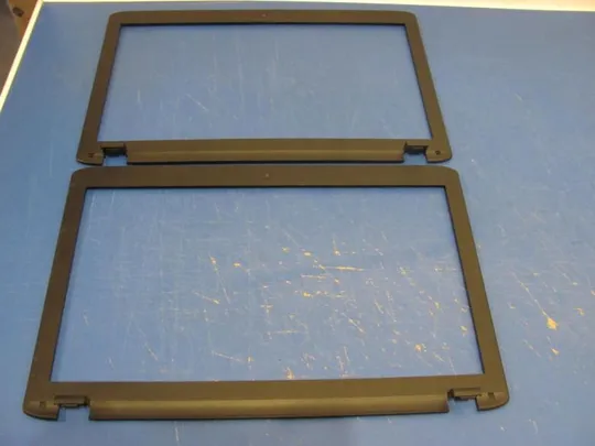 №29-3 рамка матриці 13N0-BNA0802 13N0-BNA0801 для MEDION AKOYA P7632 E7223 оригінал Ціна