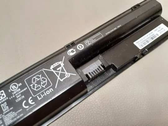 Купити 0663 акумулятор HP FP06   HSTNN-DB4J  10.8V 47WH НІМЕЧЧИНА