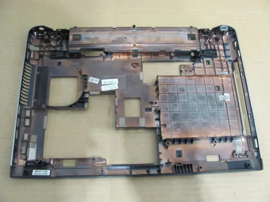 Купити номер0287-2 Кришка дно піддон корпуса Нижний корпус (дно) для ноутбука Низ дно поддон Нижняя часть 0WCY8Y для DELL VOSTRO 3460 оригінал
