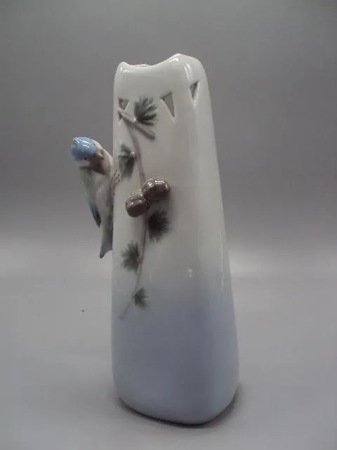 Ваза фарфор Европа вазочка птичка на ветках шишки высота 23,5 см №13635 Недорого
