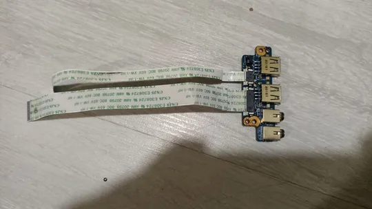 Купити Плата USB AUDIO з ноутбука TERRA MOBILE 1513A 6-71-W95K8-D02 з шлейфами