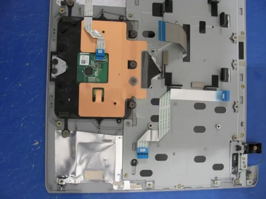 №195-1 панель палмрест і тачпад з клавою EAZRP003020 для ACER V5-551 оригінал Де купити