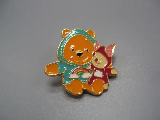 Значок пін мультфільм Пригоди Вінні Пуха Disney Вінні Пух і Пятачок веселка знак брошка №18471 Ціна