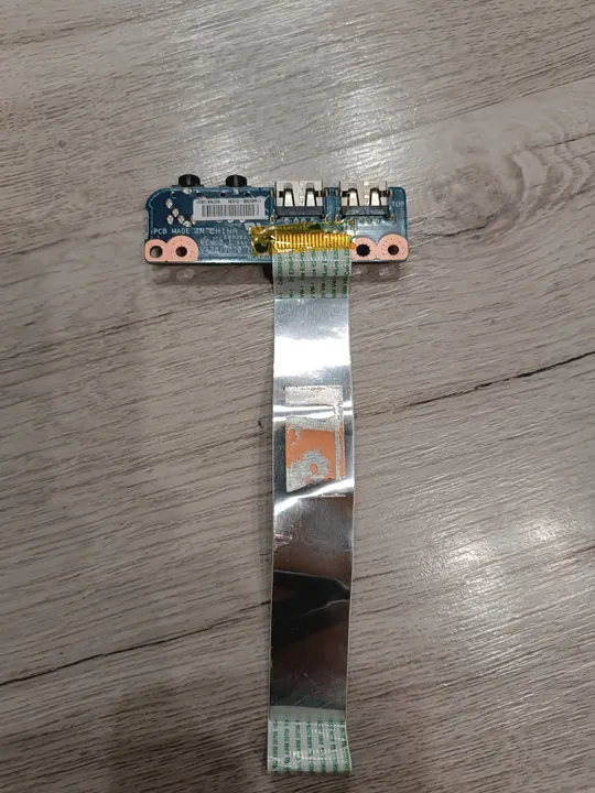 Купити Додаткова USB + Audio плата з шлейфом для ноутбука Acer V3-771