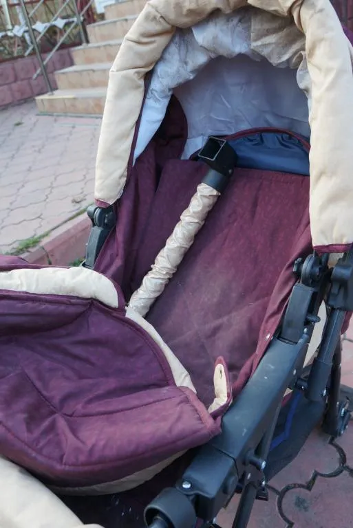коляска №1 универсальная детская новая неполная комплектация, колес нет Недорого