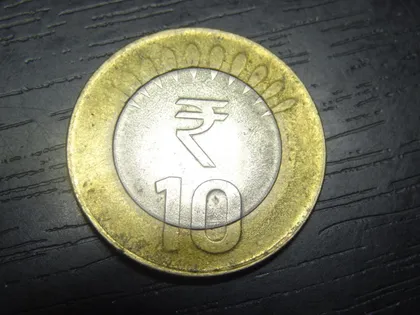 фото, 10 рупій Індія 2012 (крапка)